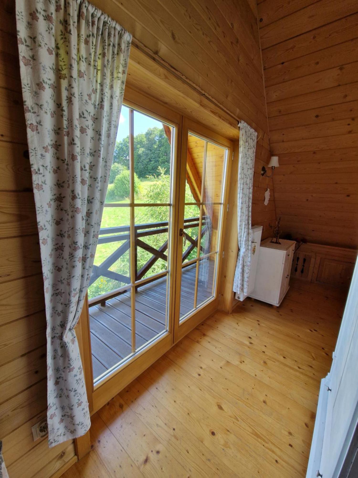 Villa Dom Letnisowkowy Basiowka Bodzentyn Exterior foto